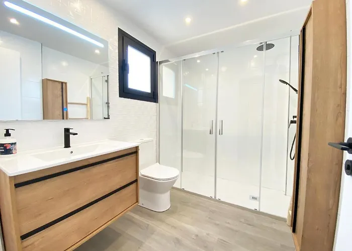 Apartmán Recien Reformado 6 Personas. *